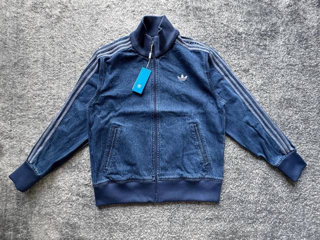 a52# Adidas Originals Firebird Denim Fb Tt 阿迪三叶草拉链立领宽松休闲复古水洗牛仔夹克外套 Ins 小红书超多博主上身