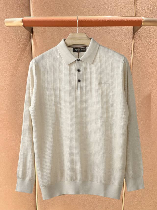 颜色:米白，咖啡色，墨绿色，宝蓝色 码数:M-3Xl 秋冬新品羊毛针织翻领系列 面料成分:100%羊毛 超级简约大方的版型设计，Fgt胸前刺绣经典图案，商务休闲