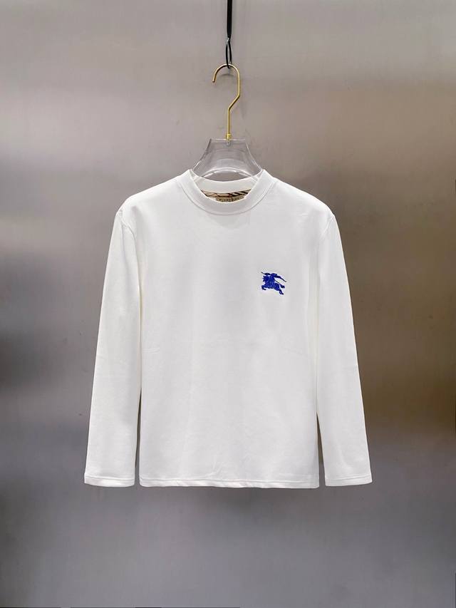 巴宝莉 2025秋冬专柜新款 时尚休闲打底衫长袖T恤，精选进口高密度双面拉架棉面料，精致原版Logo打造，舒适性与透气性兼优，柔软抗皱弹性和垂性极佳，无论是单穿