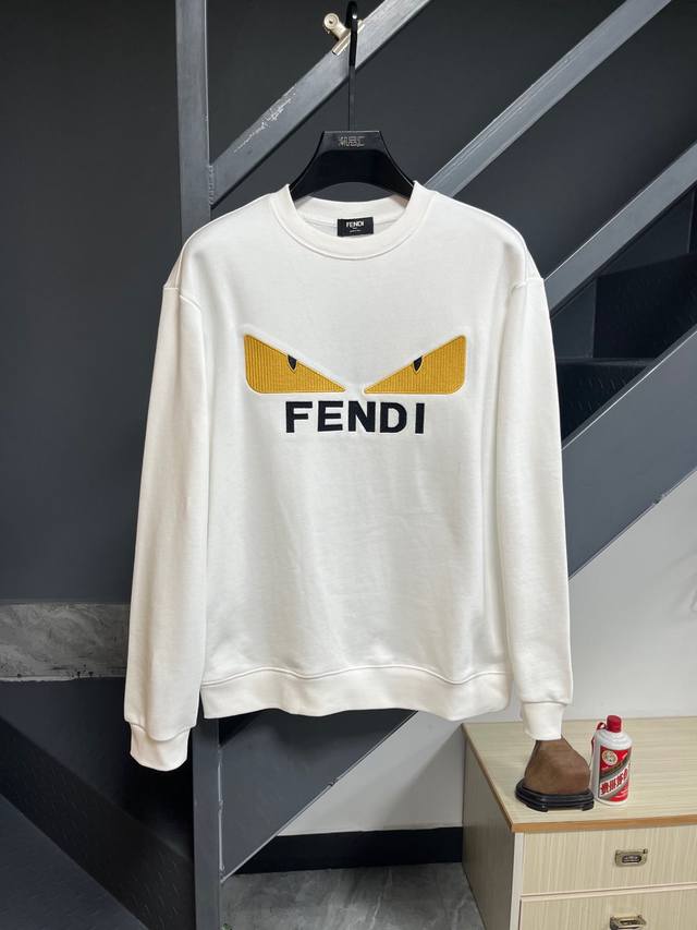 Fendi 芬迪 450克连帽卫衣 经典眼睛刺绣Logo标识 官方同步 高版本 高品质 时尚个性 百搭潮流 纯原品质 原版面料 吊牌 领标 水洗麦 三标齐全 颜