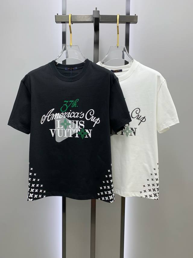 Sslv纯棉最新面料 最高版本 经典标识图案Logo时尚简约潮流短袖，最顶级的品质专柜原单短袖，顶级制作工艺进口面料，专柜款独特设计，采用进口高端订制面料。官网