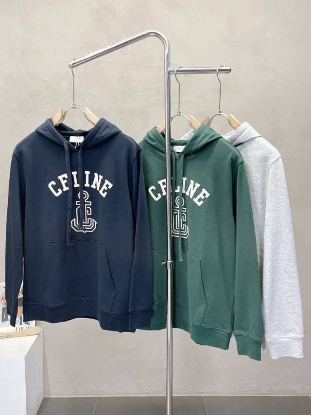 Celine赛琳独家专供秋冬新款原单男士休闲连帽卫衣 高端定制 高版本 时尚百搭爆款原版进口面料 领口衣摆 Logo图案设计 手感超柔软细腻 穿着亲肤舒适 高端