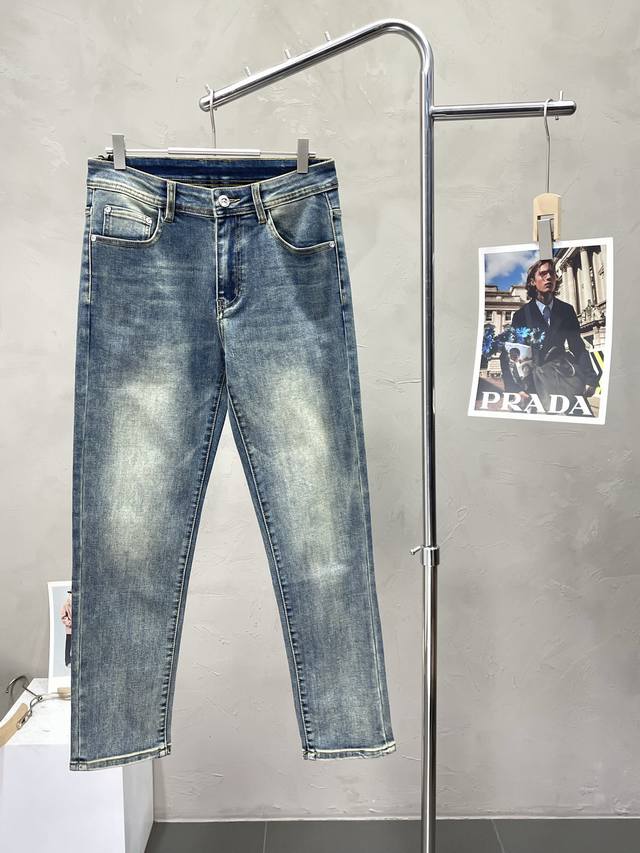 Ralph Lauren拉夫劳伦独家专供新款休闲牛仔裤高端版本 专柜定制面料 透气舒适度高，细节无可挑剔，品牌元素设计理念，体现高品质。手感细腻柔软！呈现休闲裁