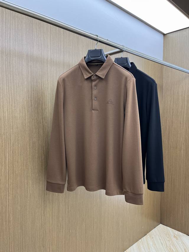 秋冬 Lp2540秋冬新款男士标识短袖polo衫，延续经典商务休闲翻领polo恤.该款polo衫采用丝光双面棉质珠地面料制成，隽永设计可跨越时尚潮流。经典款型，