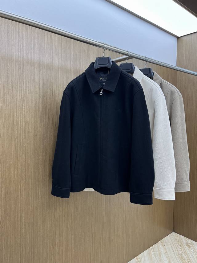 秋冬 Lp2540Ss秋冬新款发布 Lp翻领夹克外套，秋季爆款夹薄棉夹克，穿上就是舒适自在又显瘦的存在，Fsh慵懒而随性，结合干净简单的色系就特别耐看，适合日常