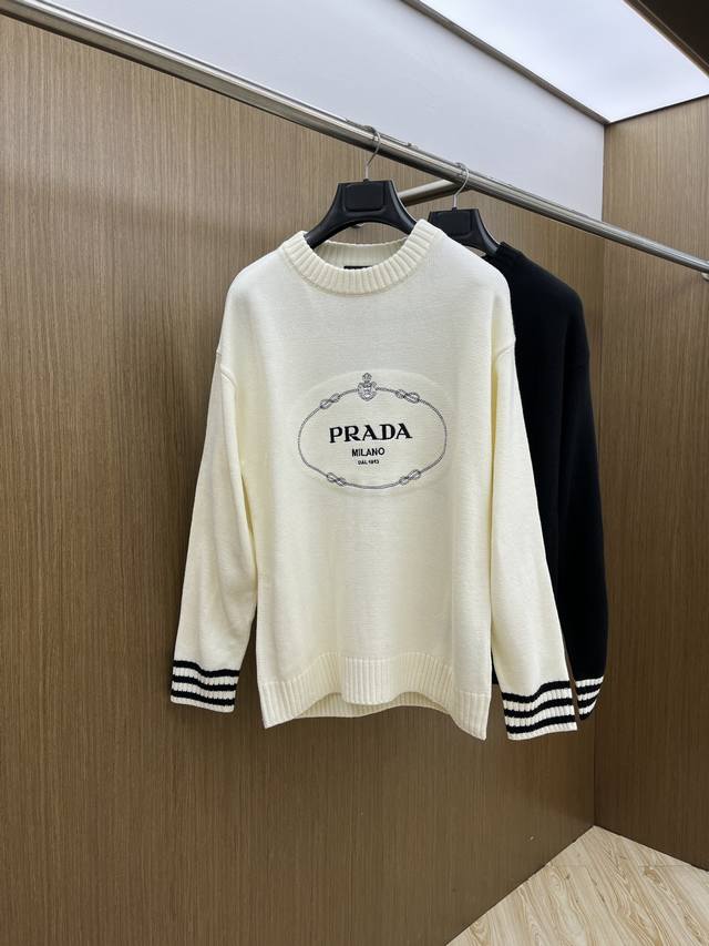 秋冬 Lv 毛衣 火啊2025秋冬最新系列，专柜1:1顶级复刻，全品相！潮人必备单品！懂货的老铁赶紧下手，Bld面料：羊绒10%羊毛60%氨纶30% 尺码 M~