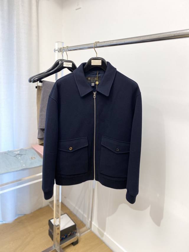 lp、2025新品夹克外套，时尚帅气，简约百搭款，原版五金辅料Logo，定制原版面料，不仅挺括，保持潮流的廓形，又穿着舒适，纱织更细腻，码数M-3Xl F035