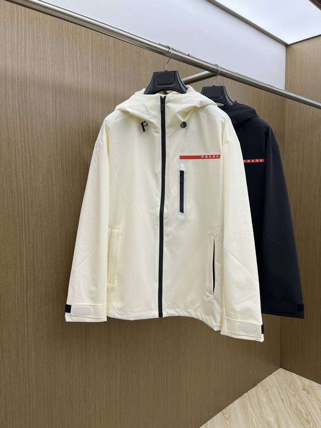 秋冬 pd Fw秋冬新款连帽夹克外套 进口面料 定制五金 简约时尚 适配商务、休闲等多种场合 Fjj明星同款 同步 码数：48-58