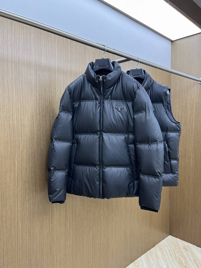 秋冬羽绒服 pd 爆单王 25秋冬独家专供秋冬新款立领羽绒服外套 贸易公司渠道稀出，降温天气必备的保暖单品，不论是日常还是户外运动都能穿。给人不一样的视觉效果