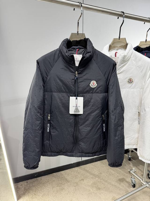 25秋冬上新 蒙口轻薄羽绒夹克 进口面料 定制五金 简约时尚 适配商务、休闲等多种场合 明星同款 专柜同步 码数48-56Jb16