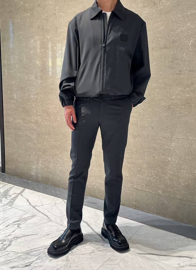 外套 马甲 裤子 So Cool