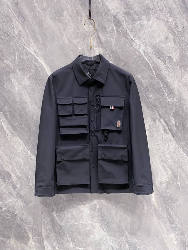 蒙口 Moncler 2025秋冬新品发布，蒙口工装款棉衣出货，面料及辅料全部原版订制，工装机能风做工复杂，价值高超强 码数：48-56