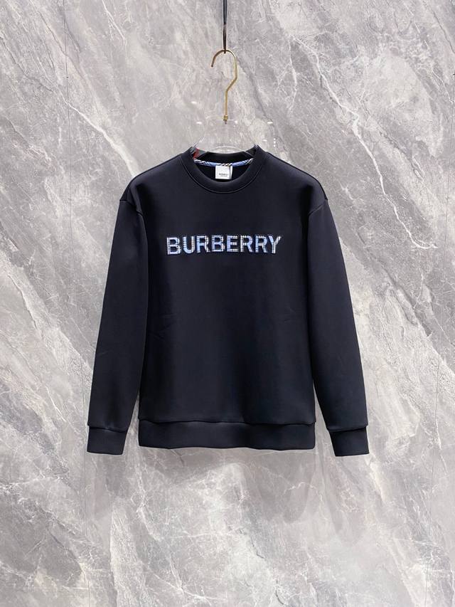 巴宝莉Burberry 新品 2025秋冬立体徽标刺绣套头太空棉卫衣 高端卫衣，极品原单！ 精简的时尚感,感受英式风格的独特气质.崇尚个性未来,青春,创意...