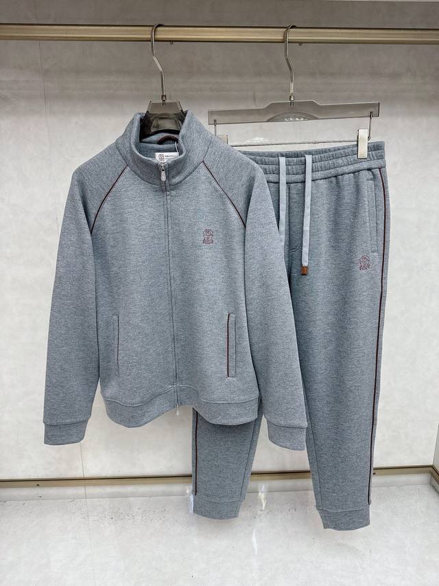 Bc 高品质 25秋冬新款时尚休闲套装 面料采用客供定制面料 面料细腻柔软上身舒适 胸前设计刺绣Logo小点缀，简约中又不失时尚 高端品质 特别推荐 商务休闲都