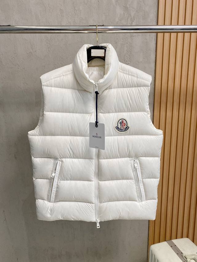 顶级版本p 530Moncler 蒙口 2025最新款Mon*Ler Gien系列背心马甲 经典的Gien系列每年Mon必出的精品款式.柜台同步发售,保暖轻盈舒