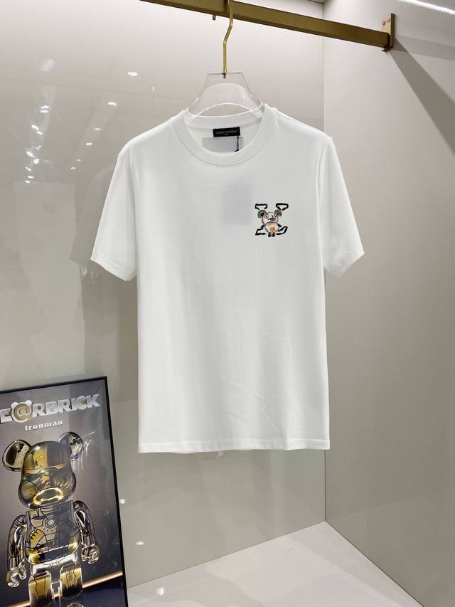 Lv 2025春夏新款男女同款短袖T恤，！定制专属纯棉面料，定制原版工艺螺纹，胸前重工字母Logo工艺设计！简约大方，从容百搭，档次极高，完美融入时尚还有风情感