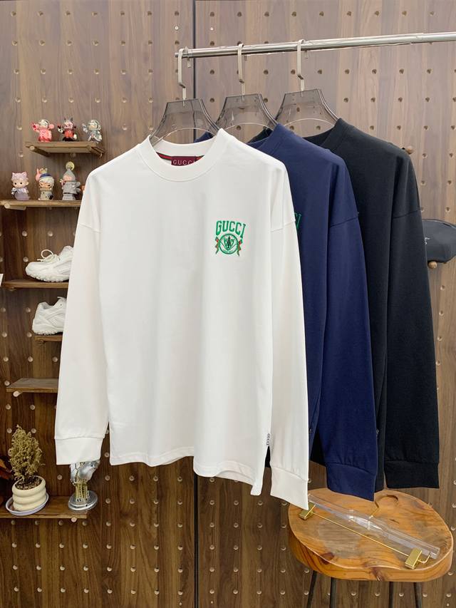 古驰25Ss秋季 新品 新款贸易订单圆领长袖打底衫长袖T恤网红款！上身舒适透气，不僵硬，整体有着丰富的立体感，品质出口订单，满足通勤人们对于着装的简约需求，上身