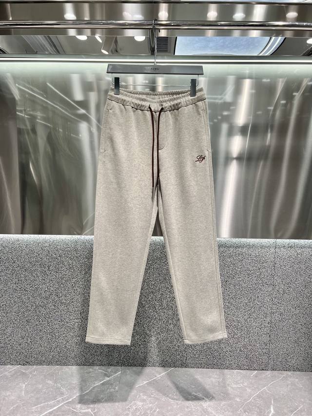 Femgl 秋冬上新 高订轻奢休闲裤 现货供应 高端A级新疆精梳棉面料 具有普通棉花倍以上的透气性 超强耐磨，抗皱性不起球 直筒版型 灰色 码数: