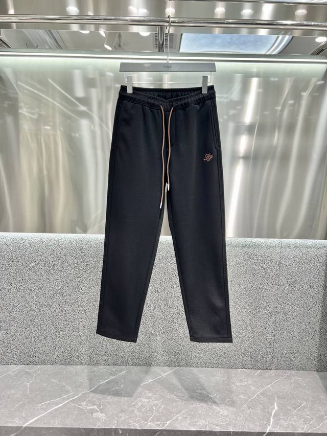 Femgl 秋冬上新 高订轻奢休闲裤 现货供应 高端A级新疆精梳棉面料 具有普通棉花倍以上的透气性 超强耐磨，抗皱性不起球 直筒版型 黑色 码数: