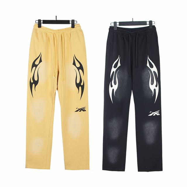 736# 实拍 Hellstar 地狱之星洗水做旧毛圈高街复古卫裤 面料 380克纯棉毛圈布 颜色：洗水黄 洗水黑 码数：S M L Xl