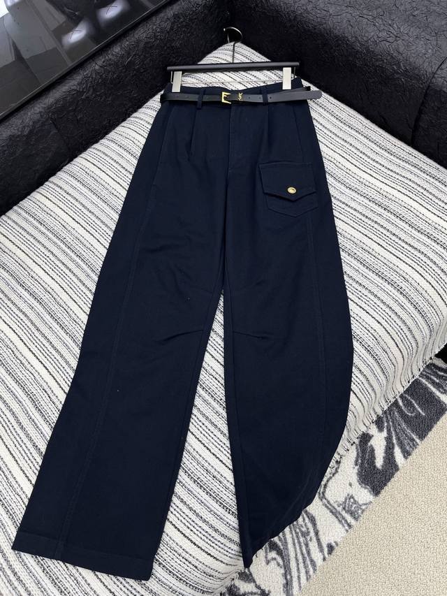 爆款现货 原单品质 Ysl｜2025新款工装口袋牛仔裤 配腰带 极具设计感的一款百搭牛仔裤 大长腿收割 高定面料 垂感度刚好 秀出大长腿 高端出品 经典剪裁视觉