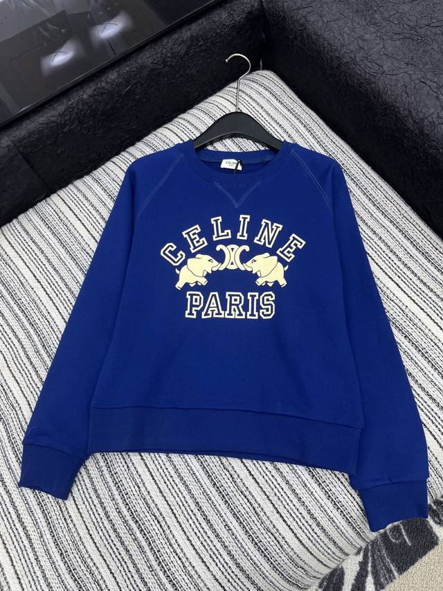 爆款现货 原版定制 Celin*｜25早秋经典印花字母圆领卫衣 干净利落的裁剪，落肩宽松慵懒版型 面料厚实挺阔有型，袖口弹力螺纹设计 多种穿搭 宽松舒适无束缚感