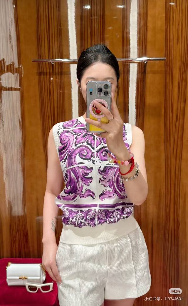 Dg家 紫陶釉真丝拼羊毛背心Smlxlxxl 014款