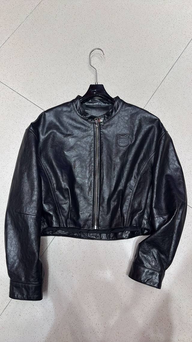 绵羊皮短外套 气质非常软 帅气有型 码数S M L Xl