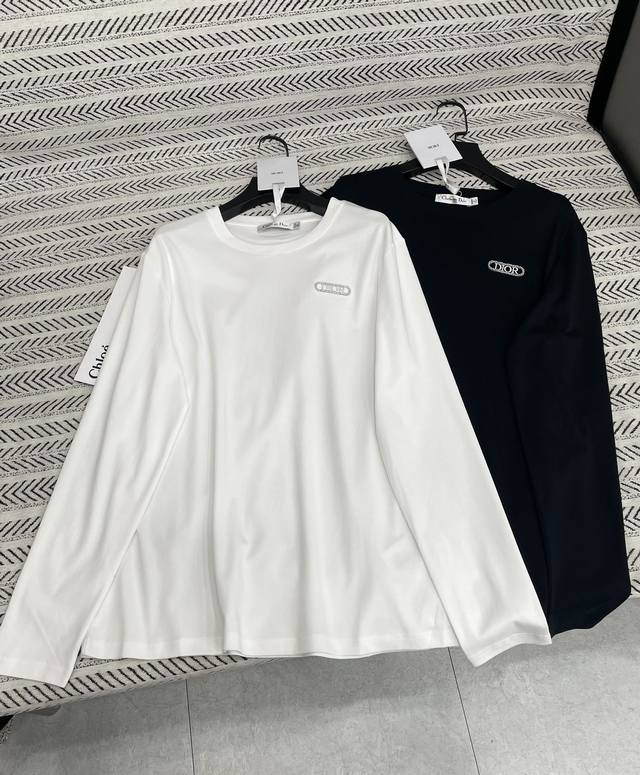 25Ss 秋冬新款 Di*Or简约刺绣钉珠字母宽松版长袖T恤！ 强烈推荐热卖款！ 做工品质看细节 Color：白 黑 Size：Sml