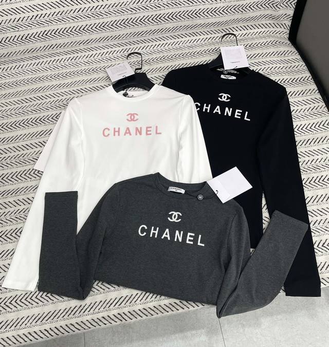 25Ss 秋冬新款 Chanel简约香家Logo字母图案长袖棉T！ 强烈推荐热卖款！ 做工品质看细节 Color：白 黑 深灰 Size：Sml