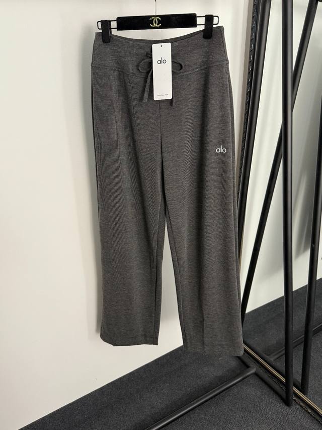 款号20255370 Alo*新款 Logo印花松紧高腰直筒长裤，灰色，S-Xl， M码；腰围70弹力，长106；重量：0.400Kg .