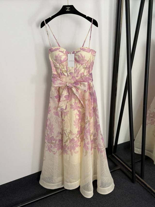 款号20255361 Zimmermann新款 钉珠走边 优雅气质喇叭花朵印花 系带收腰抹胸吊带连衣裙 长裙，杏色，黑色，S-Xl， M码；胸围80弹力，腰围6