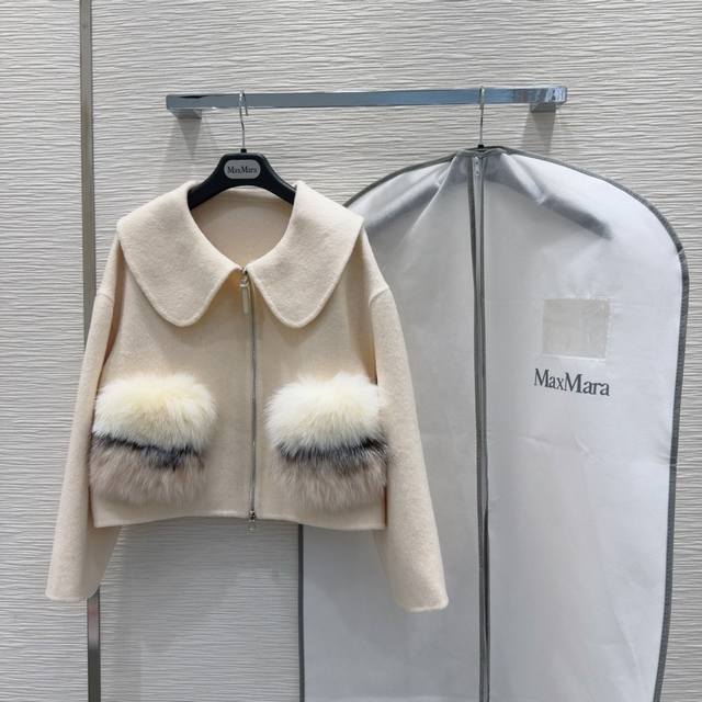 原单品质渠道狠货Max Mar*A双面羊绒大衣 高衣品的宝宝 30％羊绒+70％羊毛+可拆卸狐狸毛 纯手工制作！高品质、气质女神、优雅时尚的都市女性魅力 女王气