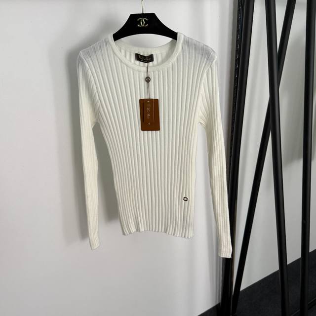 款号20255257 Loro piana*Lp新款 金属圈圈装饰 坑条纹修身长袖针织衫打底衫上衣，白色，绿色，咖色，藏蓝色，灰色，黑色，Sml， M码；胸围7