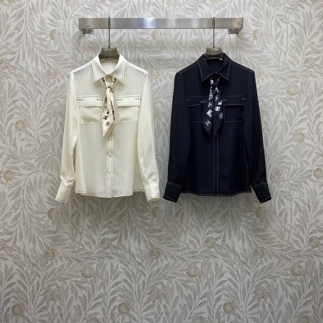 预售 Cc★ Fw 气质翻领重工明线设计佩戴丝巾点缀真丝衬衣 ，高级面料，颜色:图片2色，面料:重磅真丝 Silk 面料 Smlxl .