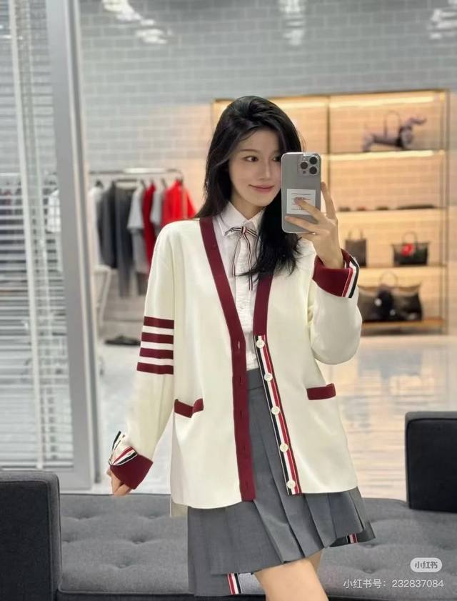 T.B# S秋冬新款官网V领外套+长袖 男女同款 Sml 羊毛