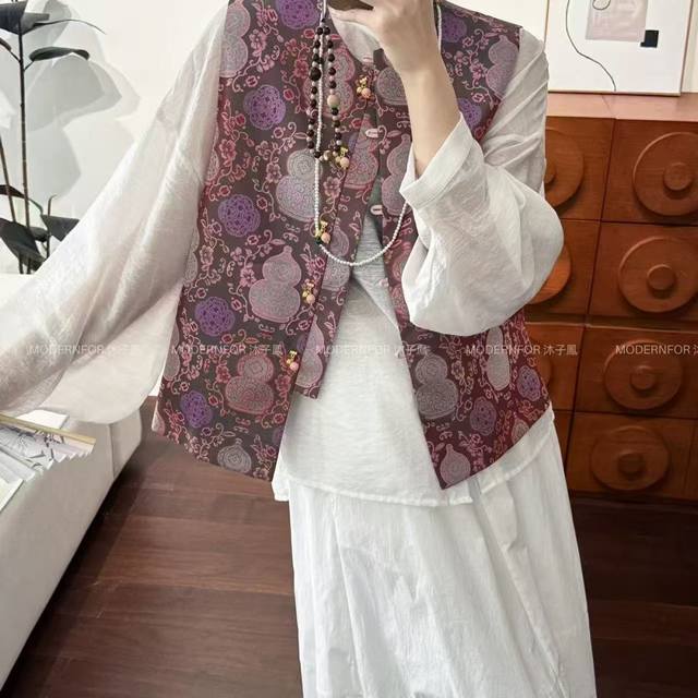 秋新款新中式八宝葫芦复古盘扣马甲祥云高端气质外穿背心国风无袖坎肩 三色四码 S M L Xl