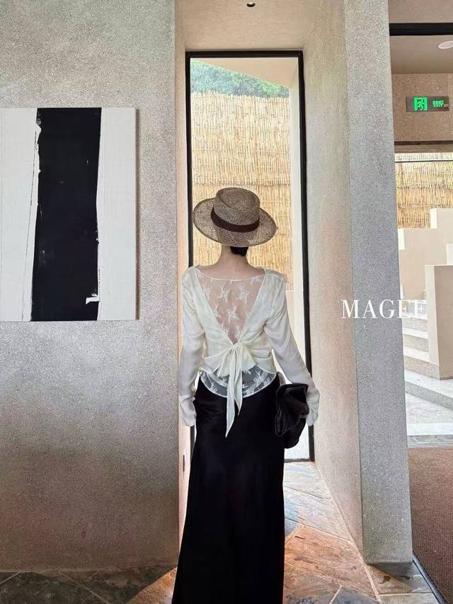 早秋新款铜氨丝法式纯欲蕾丝绑带露背衬衫 码数：S-Xl 颜色：紫色 米白 黑色 面料：铜氨丝