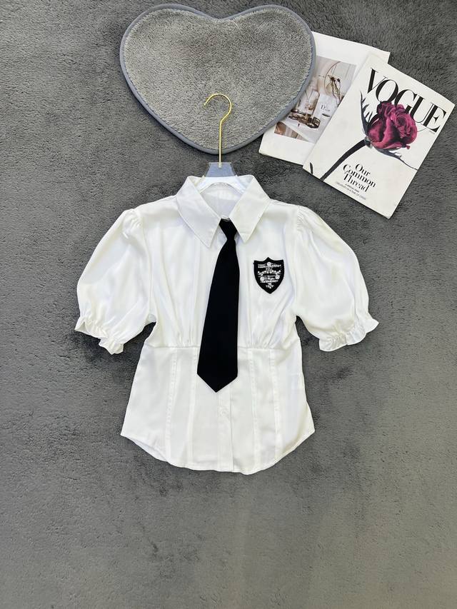 设计感泡泡袖纯欲风休闲收腰衬衣 Sml