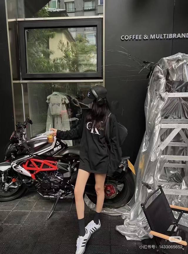 早秋新款欧刺绣Ck长袖T恤 黑色 白色 均码