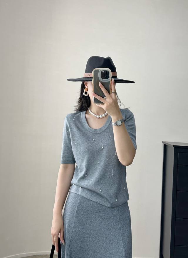 新款U型领半身裙时尚羊毛套装两件套 超细羊毛 均码