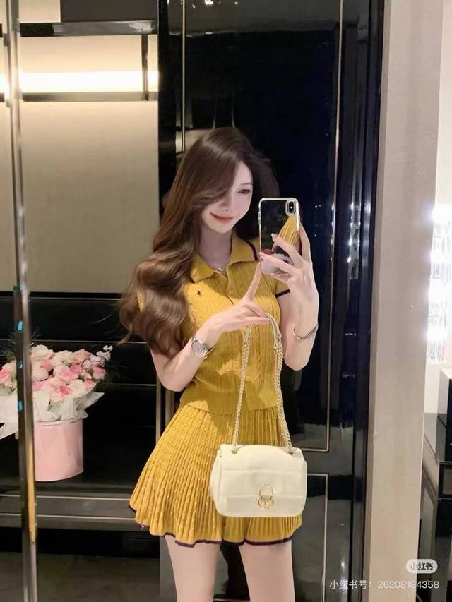 polo领小马刺绣针织套装 黑色 白色 黄色 均码