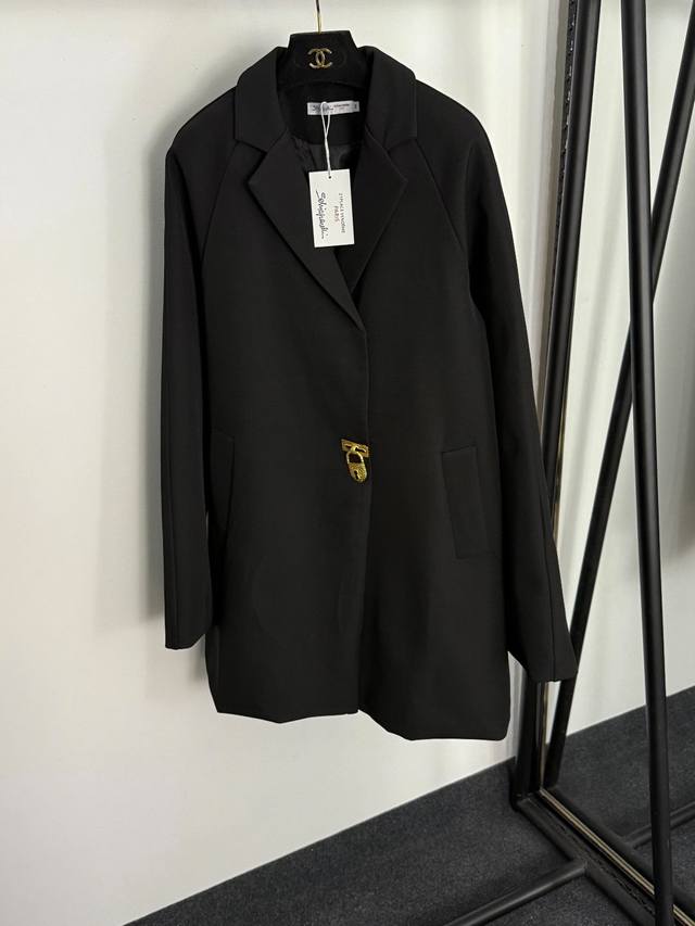款号20255403 Schiaparelli*新款 金锁扣 开叉袖口长袖西装中长款外套，黑色，Sml， M码；胸围100，长89，重量：0.885Kg