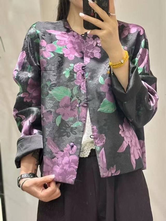 调价 重磅织锦外套！欧洲站2025秋气质百搭时尚紫色花朵印花精致外套，新中式老印花紫色提花长袖开衫外套女2025秋季款圆领休闲宽松上衣Smlxl