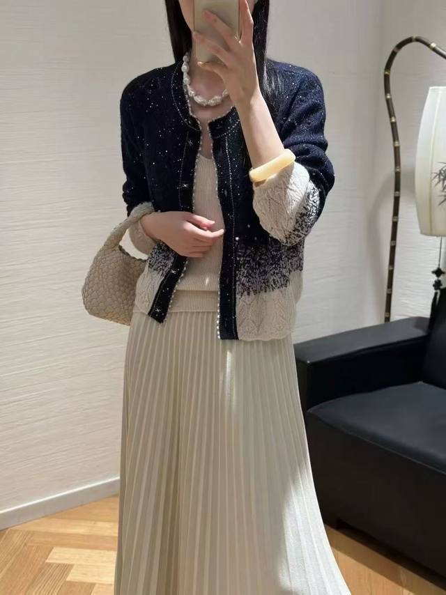 欧洲站拼色镂空钉珠细羊毛针织衫新高级感宽松百搭薄款外套 均码 全羊毛