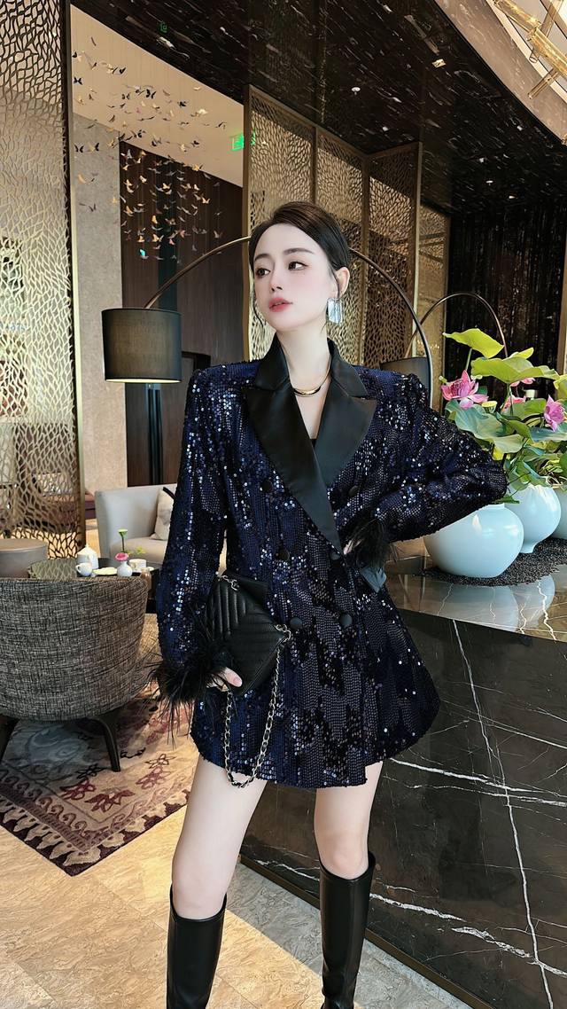 杨树林Y-Sl走秀款双排扣亮片鸵鸟毛西装女西服 码数：Smlxl