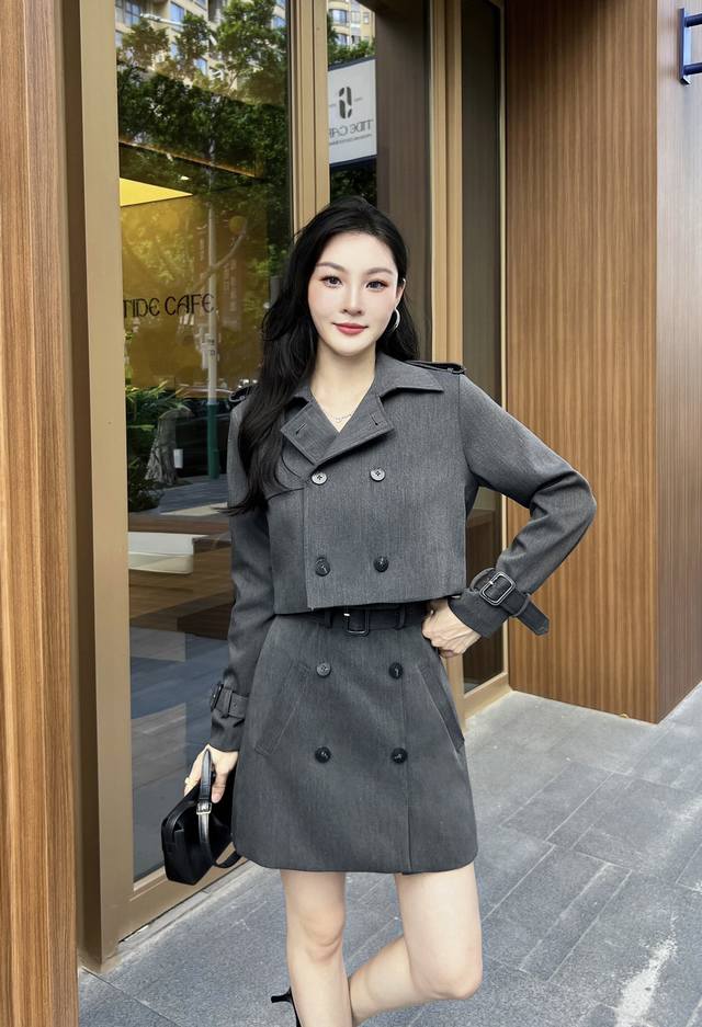 早秋新款经典小风衣套装随意打造显高瘦帅气时髦S M L X L