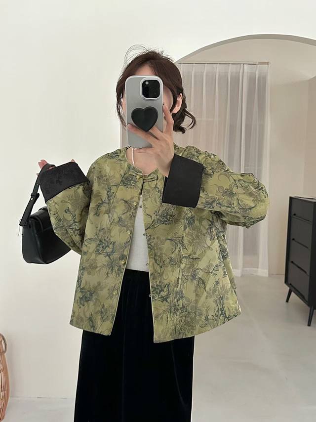 中式复古气质国风盘扣外套 手工盘扣凸显东方韵味 袖口拼缎面超显精致~ 宽松廓形对身材0压迫 慵懒又自带书卷气绿色 咖色 Smlxl