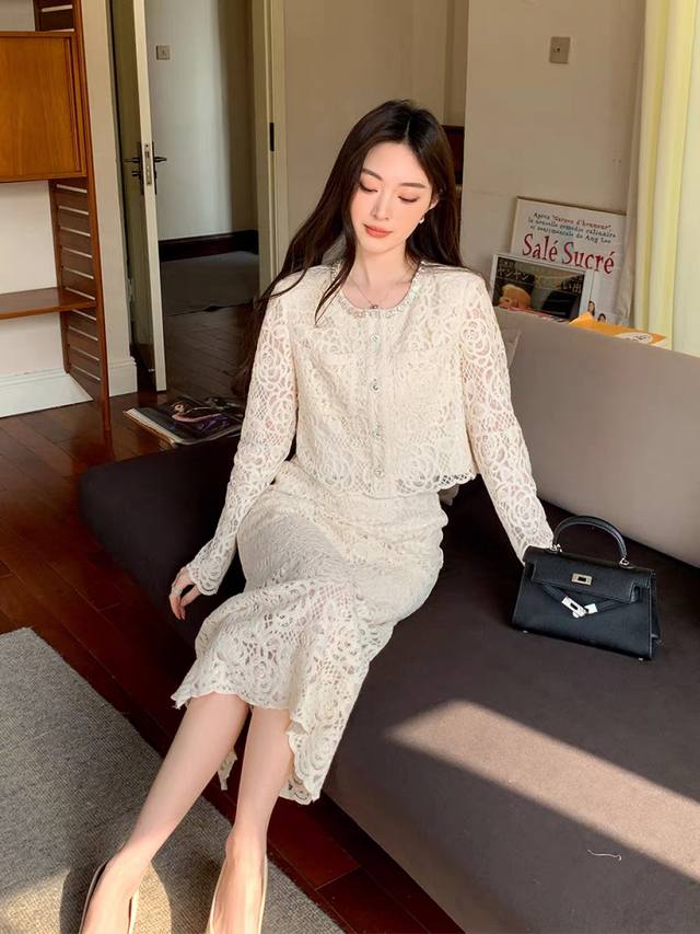 爆款推荐，轻奢高级感 2025新款秋季气质女神范圆领上衣鱼尾裙杏色套装 Smlxl
