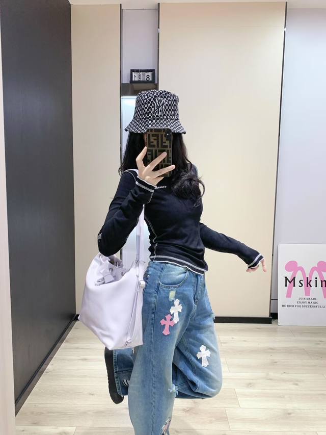 克罗重工做旧工艺涂鸦印花长袖打底衫
